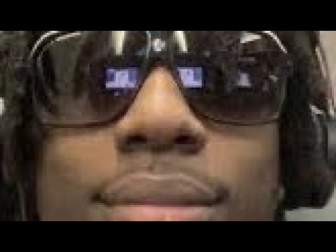 This music fits well with this scene (Sicko Mode + Mo Bamba)
