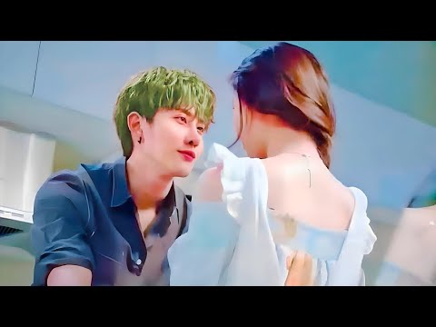 A Lonely Girl is Bullied by Smartest Guy in School but Sudenly She has to Live in Same Hous with Him