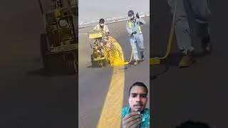 Collaborative spraying process of markings on airplane runways😯 #runway #airplane #airport #shorts