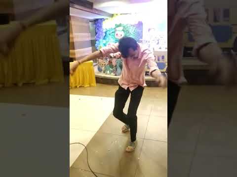 Lungi dance ||Chennai Express|| Sharukh khan|| Honey Singh||onspot performance||Just dance