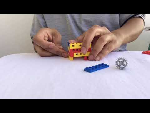 Flour Blender model, a Stepping stone to STEM education with Technic Bricks and blocks