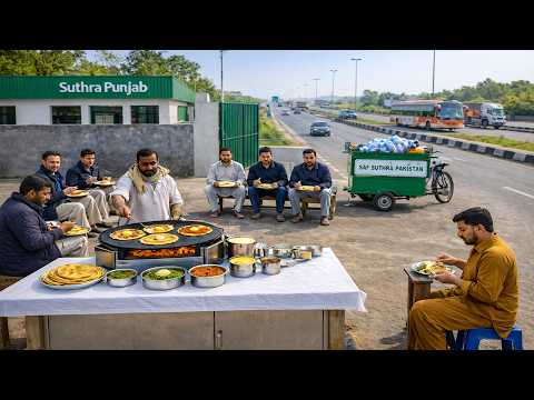IRON WORKERS BREAKFAST 😍 SPICY DESI SAAG PARATHA AT LAHORE GRAND BUS STATION | PAKISTAN STREET FOOD