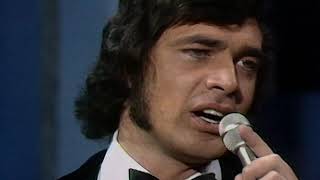 Engelbert Humperdinck "Sweetheart" on The Ed Sullivan Show