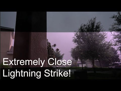 EXTREMELY Close Lightning Strike in Florida
