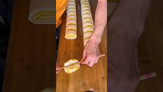 Vendor process of making bread