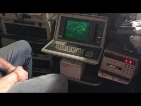Tektronix 4041 playing Artillery game