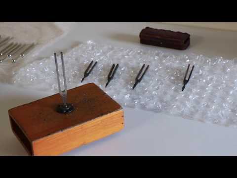 Sound Talking: Historic artefact display (Aleks Kolkowski)