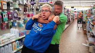 Screaming in Stores Prank