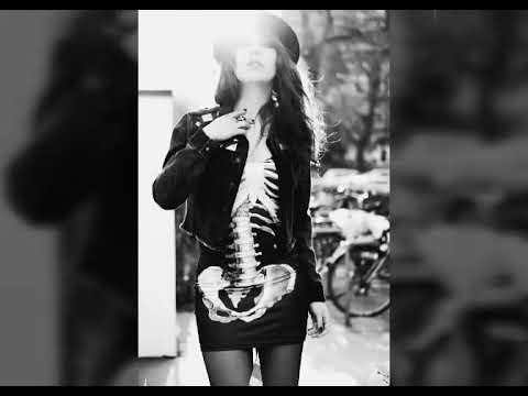 Rock / chick style