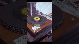 How to play a 45 record #kenwood #vinyl #turntable #vintage