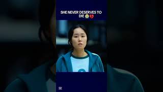 player 198 dies 😭 die with a smile #squidgame #player198