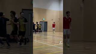 Last min goal be like ⏰⚽️🤯 . . . #welovefutsal #futsal #footy #futsalinlondon