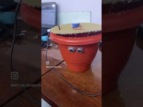Smart dustbin 😃👍🏻