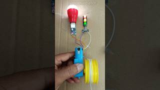 Powering a DC Bulb and Traffic LED with a Metal Gear Motor | #shorts #dcmotor #experiment