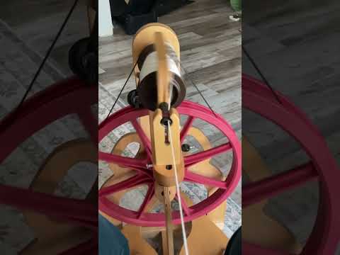 Spinning bamboo mix #handspinner