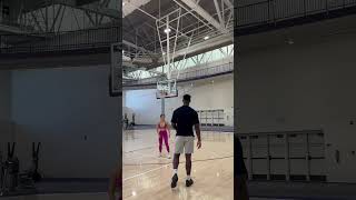 1v1 vs stranger #bestteacherinthegame #basketballshorts #gottamovegottashake