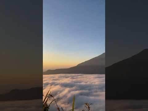Keindahan Sunset Mt Andong. #magelang #pendakigunung