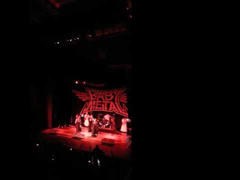 [BABYMETAL] 10:27pm THE ONE Su,Moa,Yui San Francisco July 14, 2016