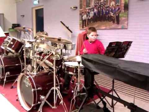 Bas Albers speelt dums