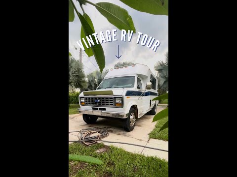 mid-demolition vintage rv (ford chinook) tour #rvlife #tinyhomebuild #tinyhomeonwheels