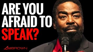 Overcome FEAR & Speak with Power.. Watch This! (Les Brown Motivation)