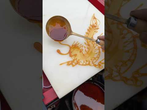 Chinese Sugar Art Candy: A Master Craftsman Creates a Playful Dragon Design with Malt Syrup!
