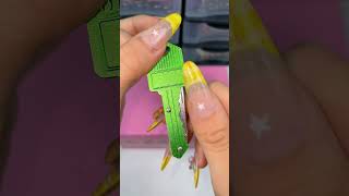 How to use them??#asmr #keychain #usa #fyp #safety #selfdefense #packing #diy