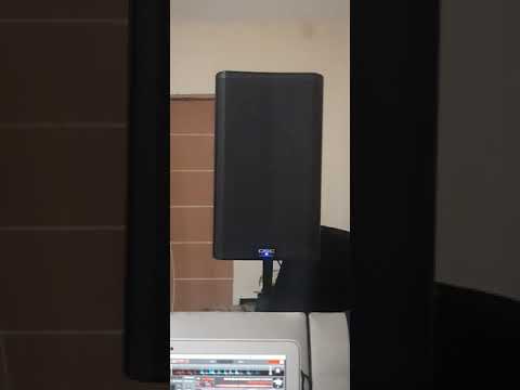QSC K12.2  A melhor do mercado (teste em português) !