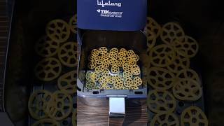 Fryums in Airfryer | Quick snack | Oil free snacks #fryums #airfryer #airfryermagic #healthysnacks