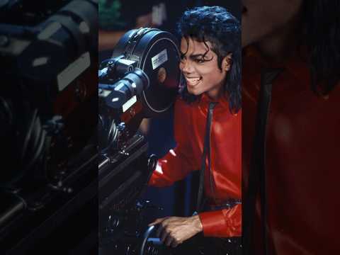 ARE HIS OUTFITS ICONIC DURING THE BAD ERA?⚡#michaeljackson #fashion #outfit #shorts