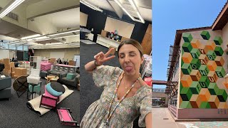 I'M MOVING SCHOOLS! CLASSROOM SETUP DAY 1!