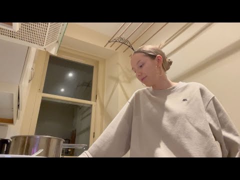 a solo chatty selfcare saturday in the flat, hair mask & making pasta (edinburgh vlogust)