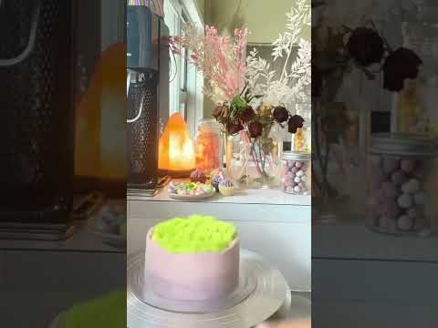 Easiest and cutest easter cake everrr!! 🐰🐣