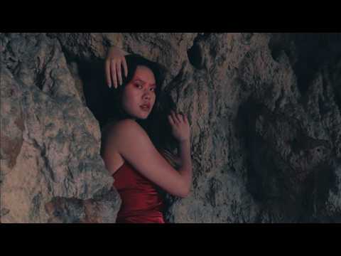 Alien Superstar Visuals | Fashion Video