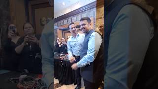 Akshay Kumar Meets Maharashtra CM Devendra Fadnavis At Bandra