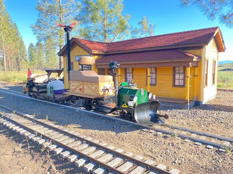 Train Mountain 2022: snapshots and video of 7.5" gauge trains, and the Collier Logging Museum