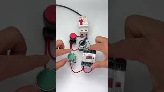 Switch pulse and self-locking circuit by selector switch