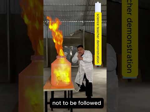 Dust Explosion Experiment: Painting from the Smallest Things