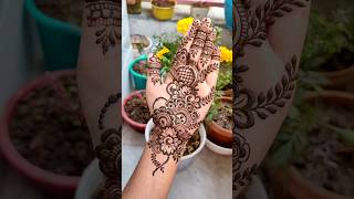 Gorgeous front hand mehndi design 😍 #mehndi #henna #mehndidesign #shortsfeed #shortsvideo #2026