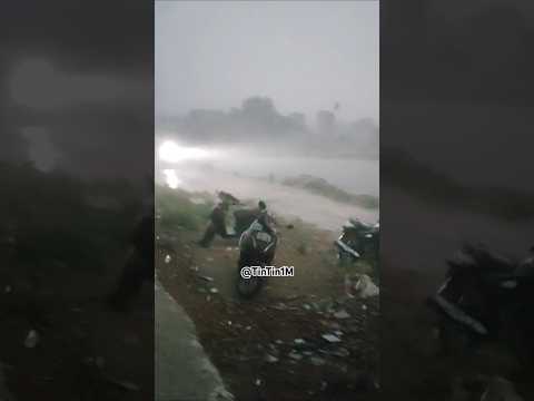 19-4-2025 Hyderabad heavy rain today 🌧️☔ #youtubeshorts #youtubeviral #viralvideo  #rain #hyderabad