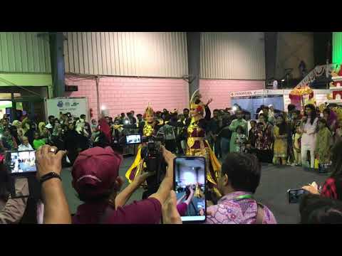 Indonesian dance at pakistan