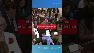 Biden ends his vaccine mandates ... but doesn't want to talk about it #shorts