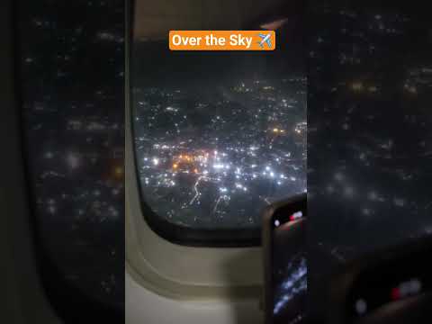 #planelovers #travel #viralreels #viralvideo #music #aviationlovers #skyline #lifeisbutadream
