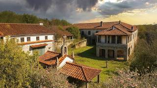 Why Did This Noble Family Abandon Their 17th Century Knights Palace?