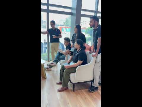 Helping B2B Thought Leaders Personal Branding #shorts #personalbranding #b2bmarketing