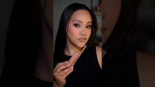 Lip Combo: Fenty Beauty Trace’d Out Lip Liner + Gloss Bomb Stix ✨ #fentybeauty #lipcombo