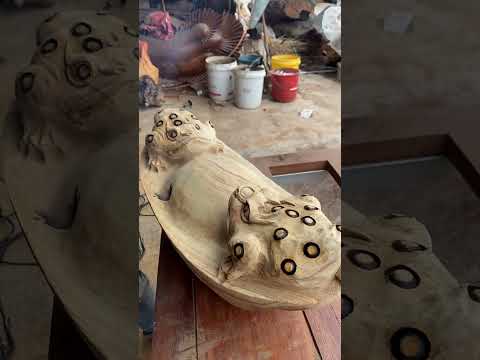 Carving a Snake Face into Wood _ Snake Face on Wood Furniture _ Woodworking with Venomous Vibes