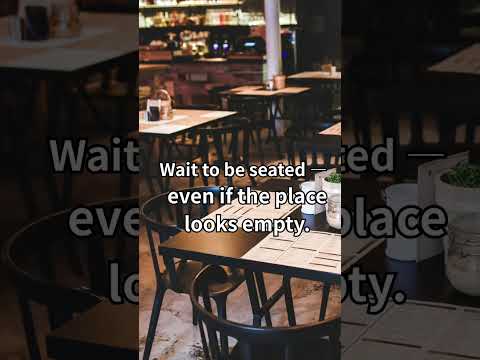 Vol.5｜Don’t Sit Down at a Japanese Restaurant! 🇯🇵 #JapanTips #JapaneseEtiquette