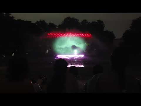 laser show be like