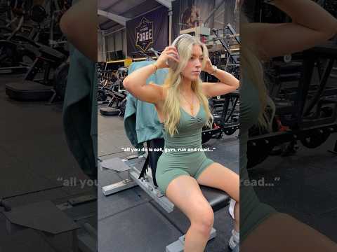 THATS THE WAY I LIKE ITT🎀📖🛼🧁⭐️🍒#booktube #bookworm #gymgirl